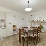 Stella Apartamento Chianni
